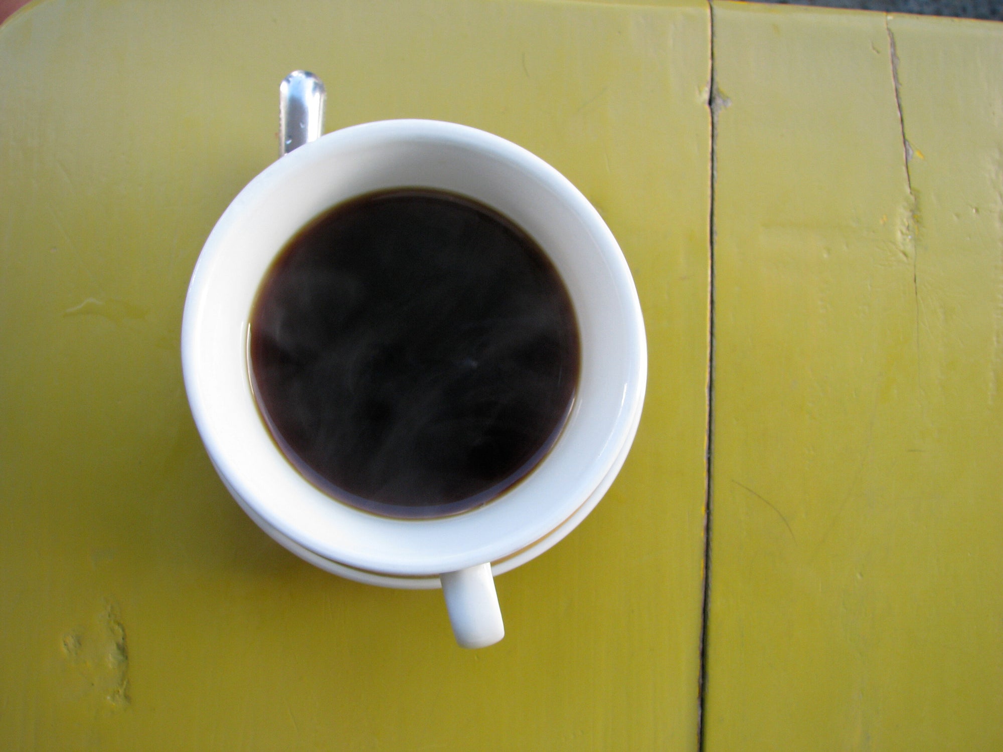 Cafe de Colombia cups and saucers