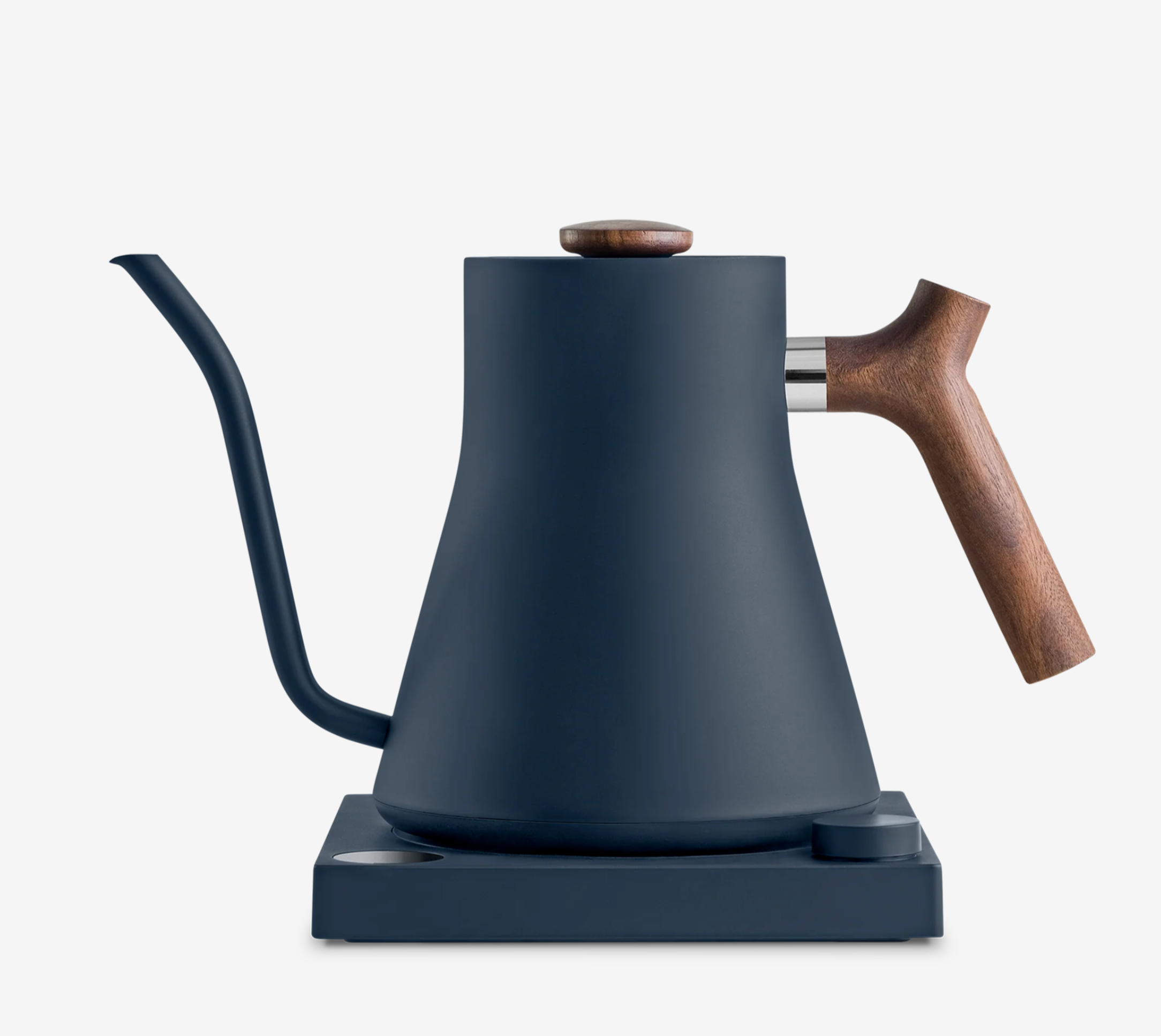 Looking at the Stagg EKG Electric Kettle by Fellow 