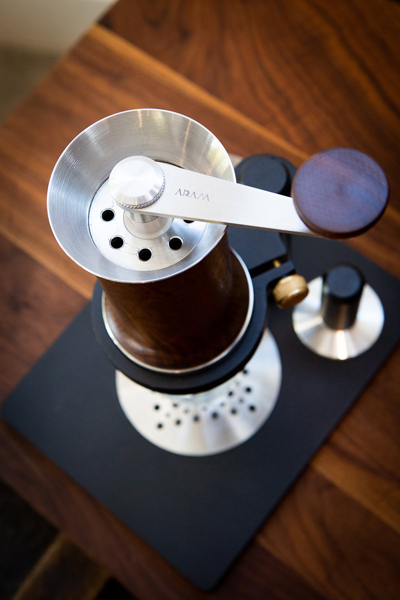 Aram manual espresso maker
